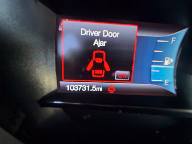 Used 2019 Ford Explorer XLT w/ Equipment Group 201A AWD/4WD image 12