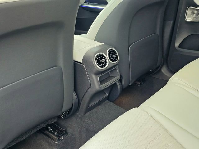 New 2026 Mercedes-Benz GLC 300 4MATIC image 24