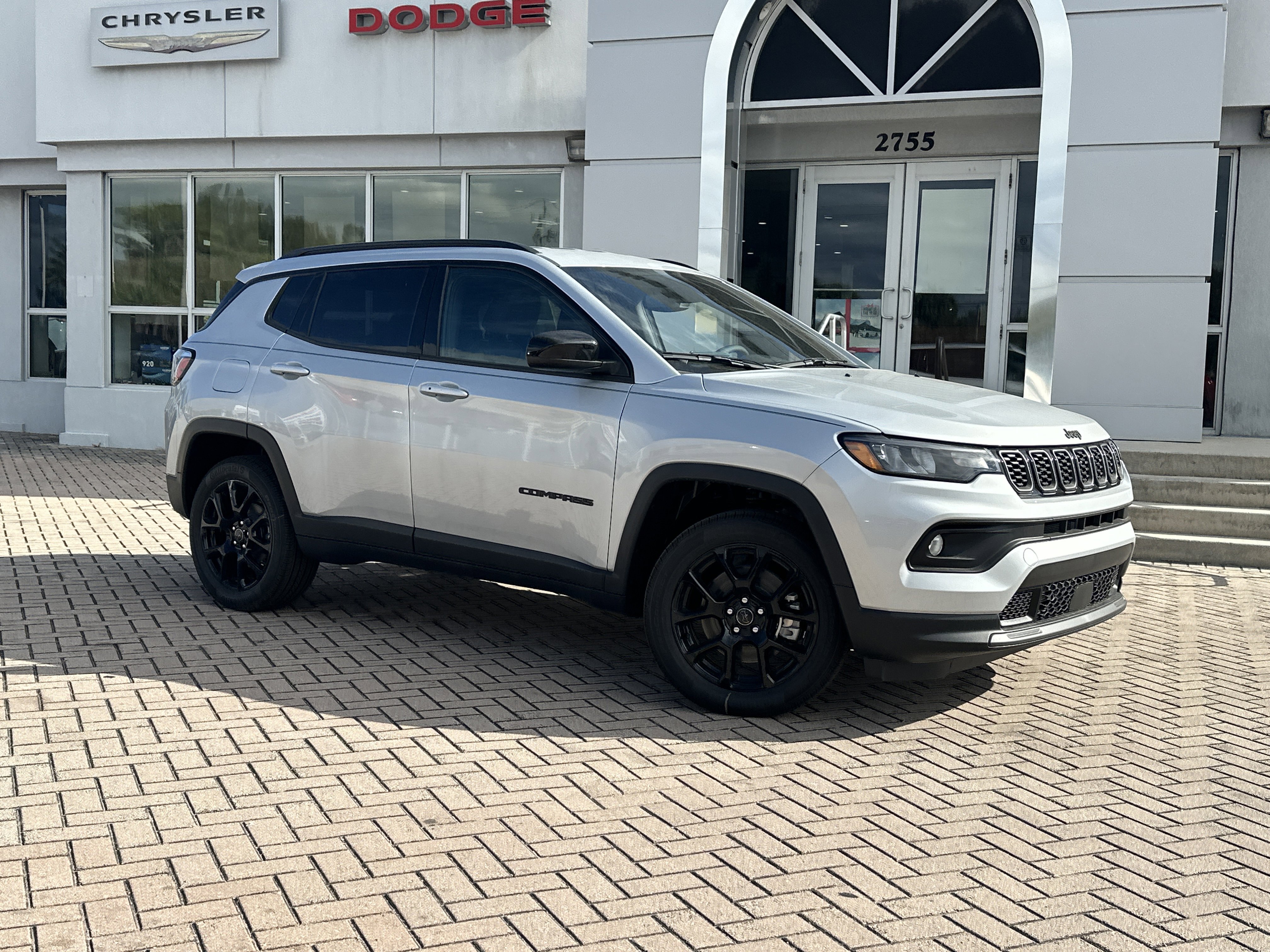 New 2026 Jeep Compass Latitude image 2