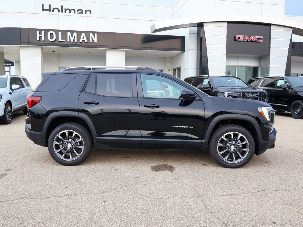 New 2027 GMC Terrain Elevation w/ Elevation Premium Package AWD/4WD image 2