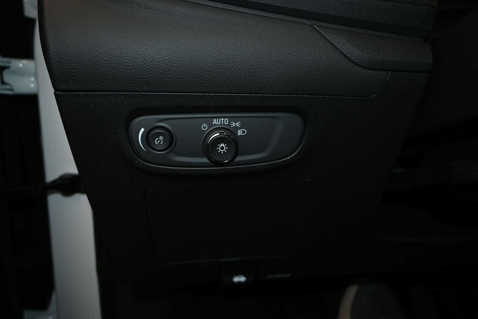 New 2026 Buick Encore GX Sport Touring w/ Advanced Technology Package AWD/4WD image 18