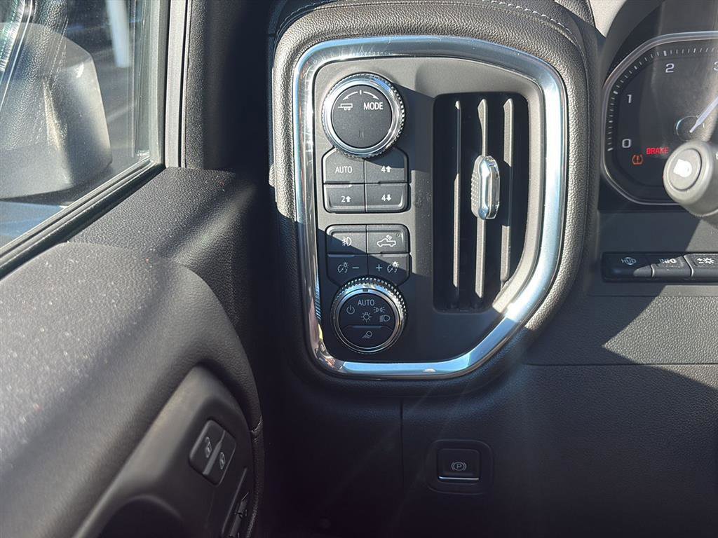 Used 2023 GMC Sierra 2500 Denali w/ Technology Package image 11