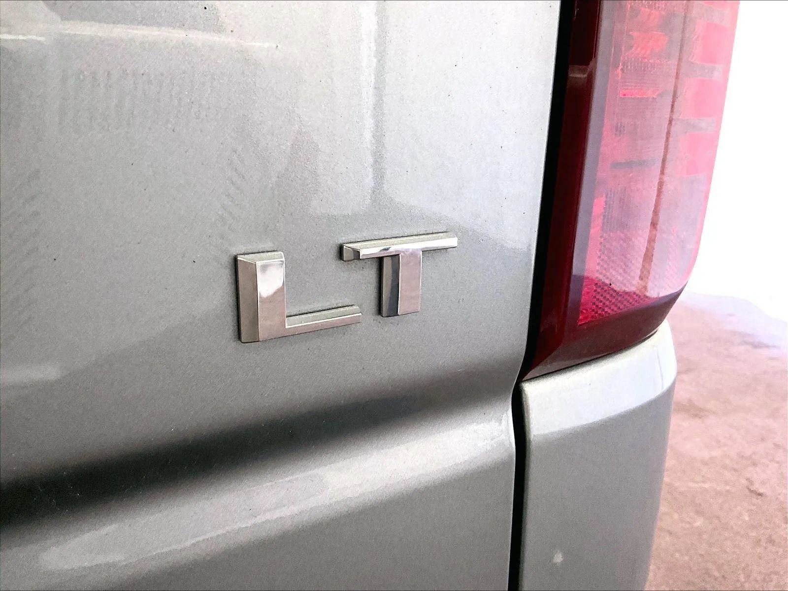 Used 2024 Chevrolet Silverado 1500 LT image 13