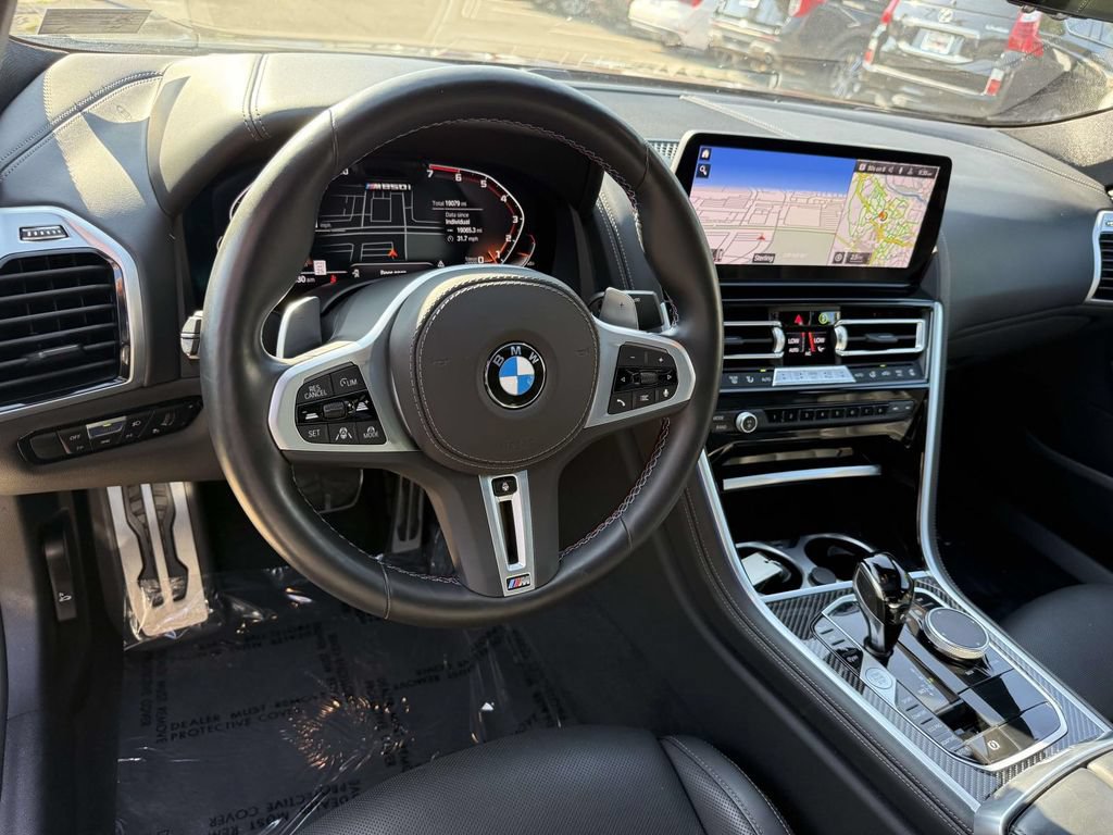 Used 2025 BMW M850i xDrive AWD/4WD image 2
