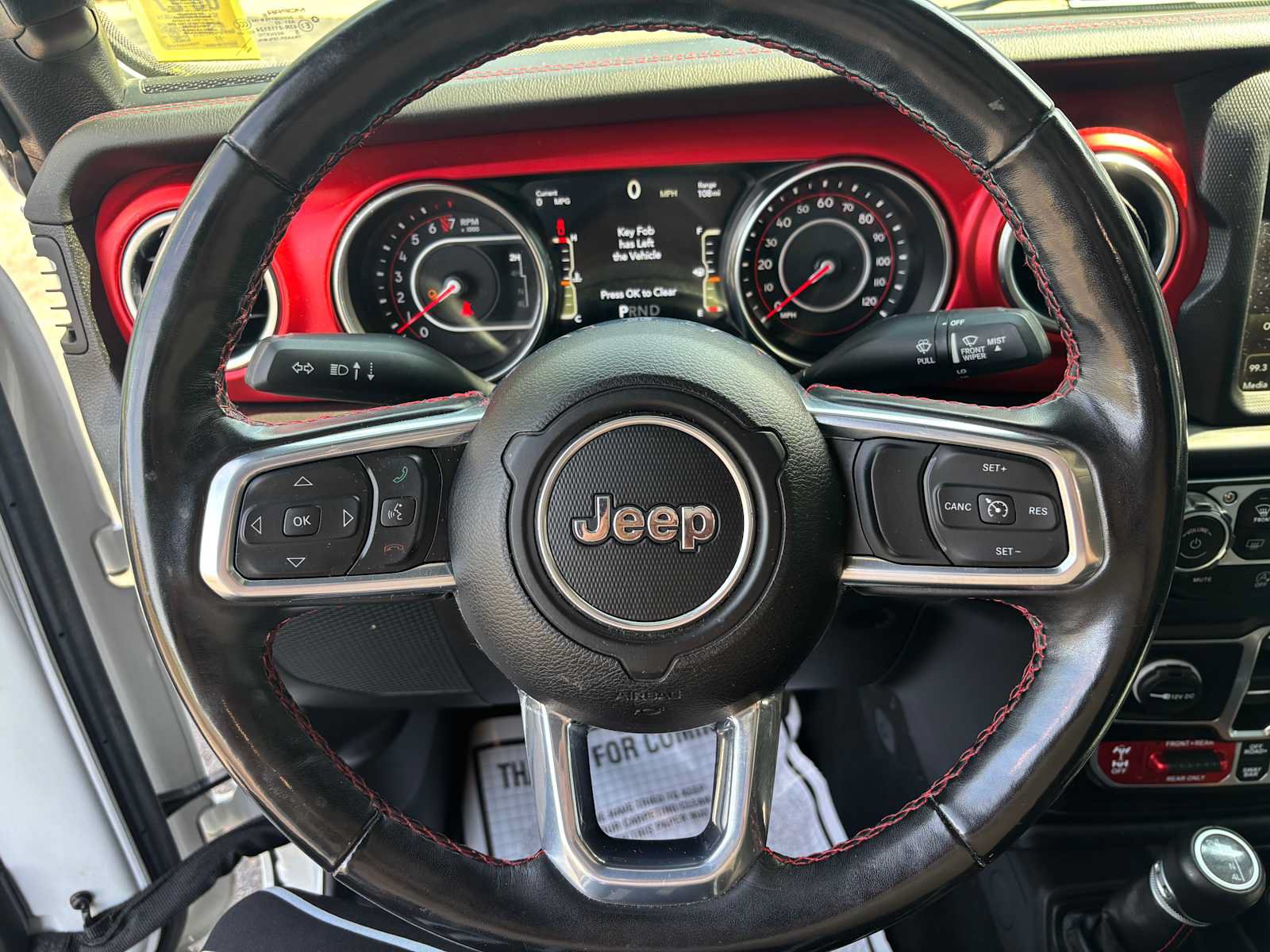 Used 2022 Jeep Gladiator Rubicon w/ Cold Weather Group AWD/4WD image 21