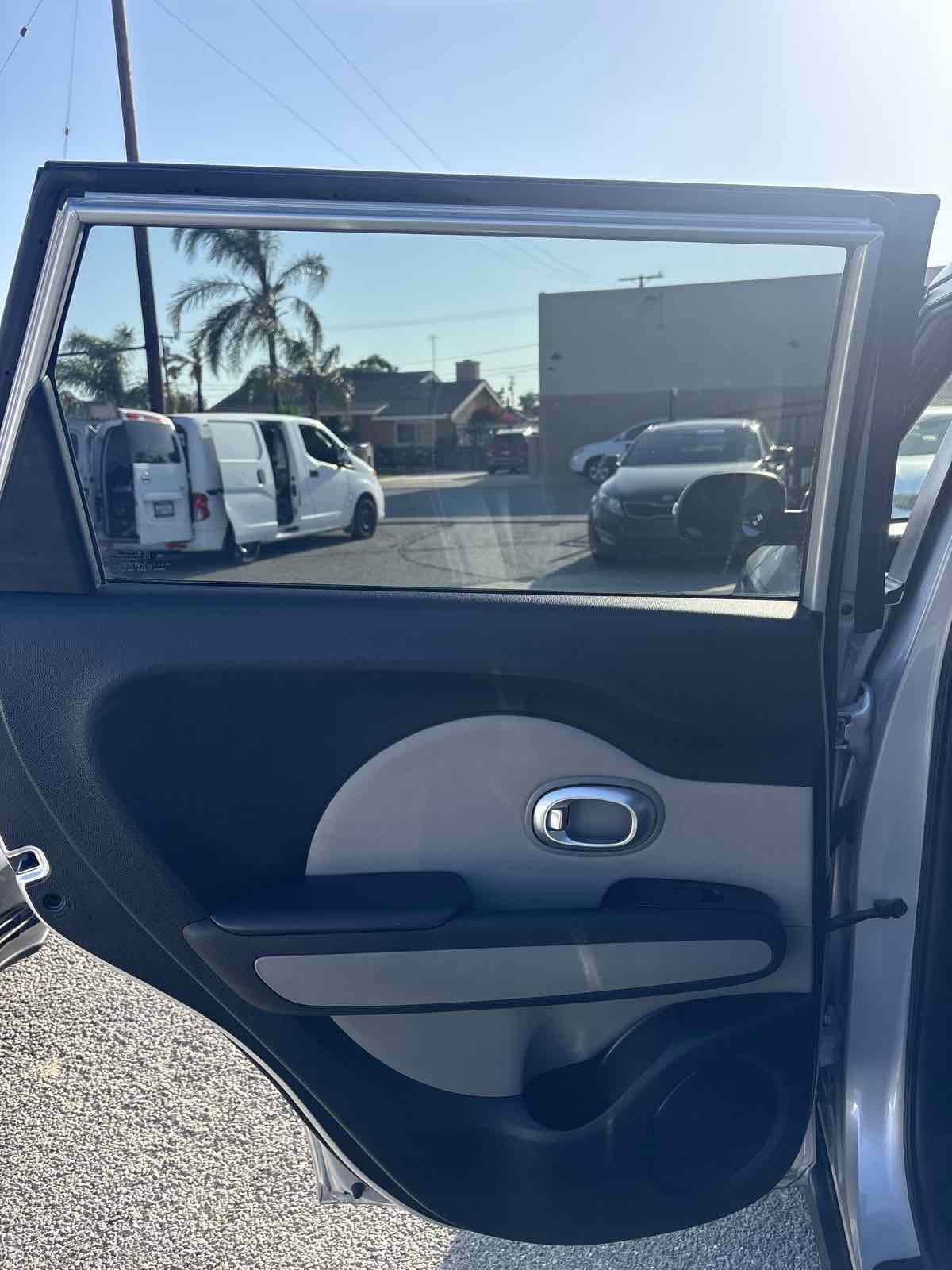Used 2014 Kia Soul + w/ Eco Package FWD image 9