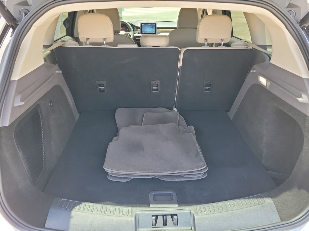 Certified 2022 Lincoln Corsair FWD image 10