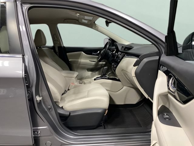 Certified 2022 Nissan Rogue Sport SL AWD/4WD image 30