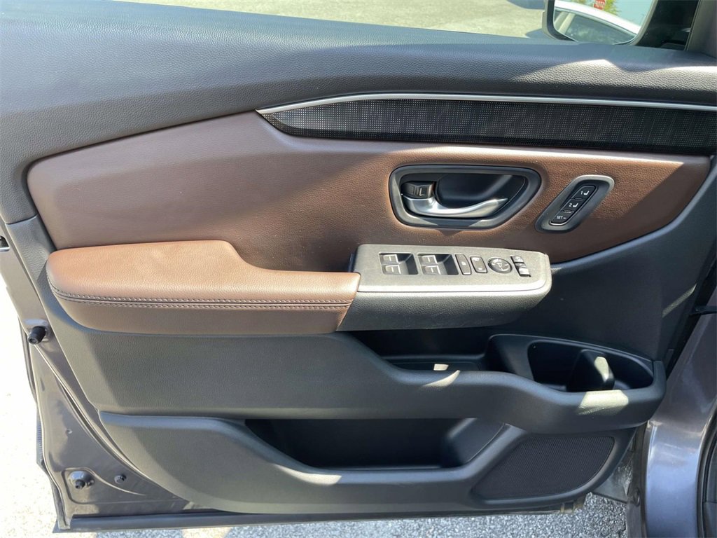 Used 2023 Honda Pilot Elite image 16