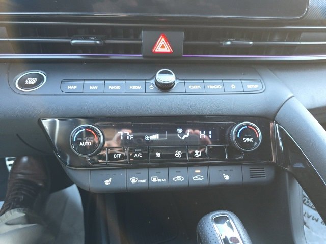 Used 2025 Hyundai Elantra N image 27