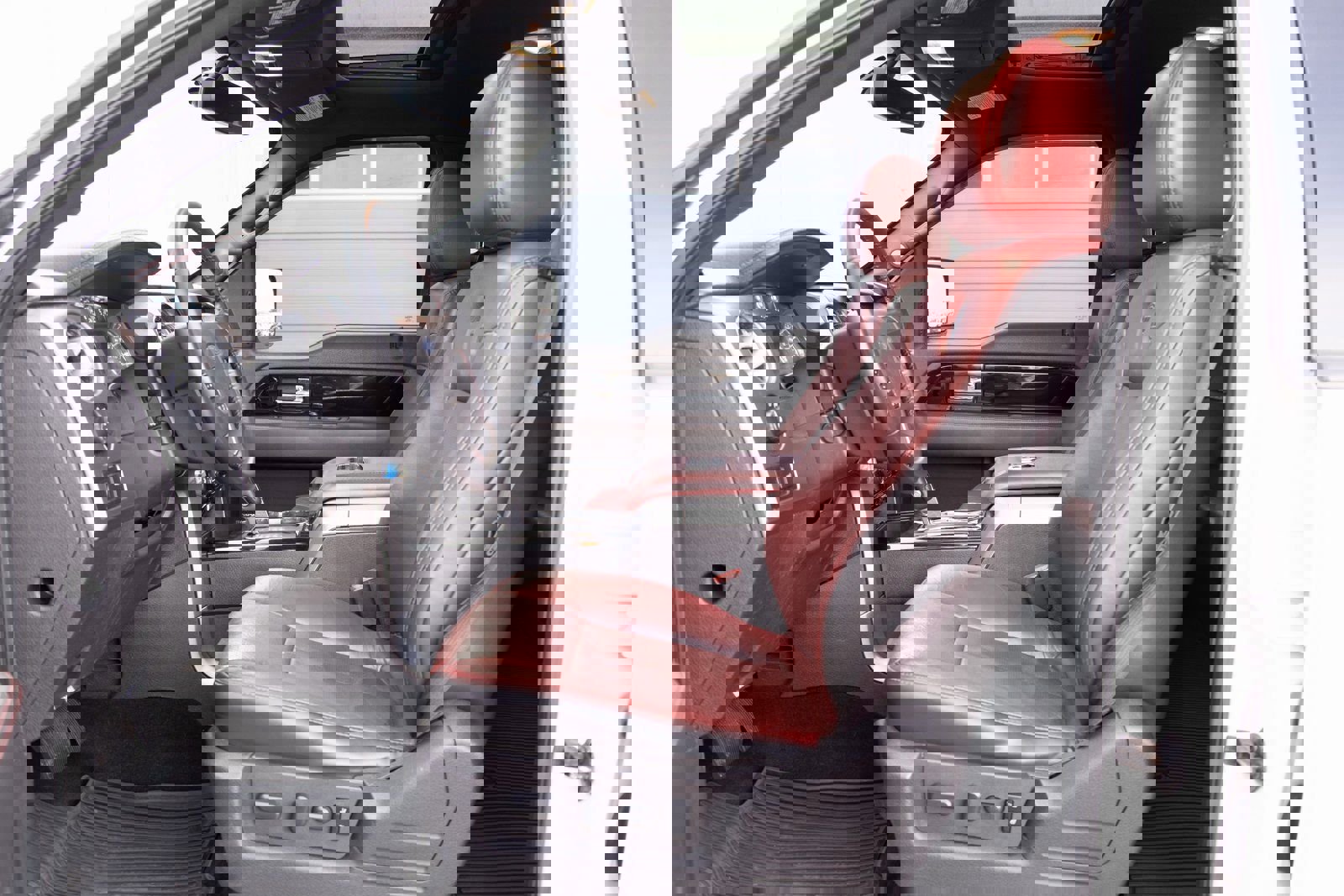 Used 2013 Ford F150 Limited image 11