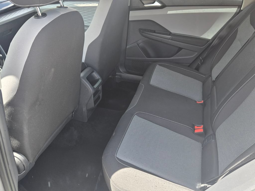 Certified 2023 Volkswagen Taos S FWD image 12