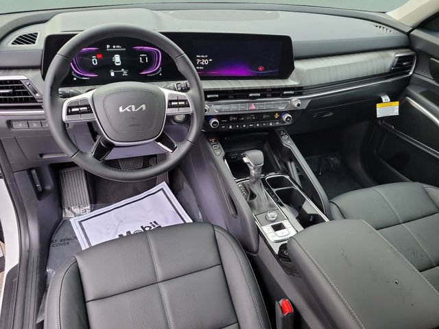 Certified 2025 Kia Telluride EX w/ EX Captain's Chair Package FWD image 28