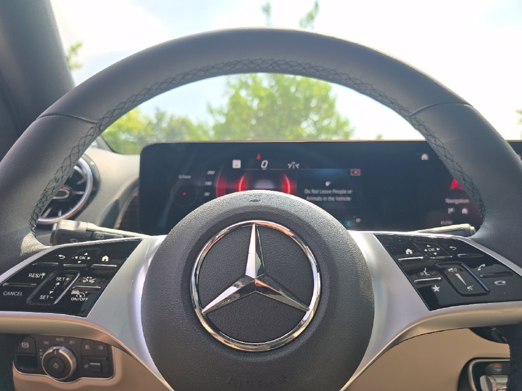 New 2026 Mercedes-Benz GLB 250 4MATIC image 28