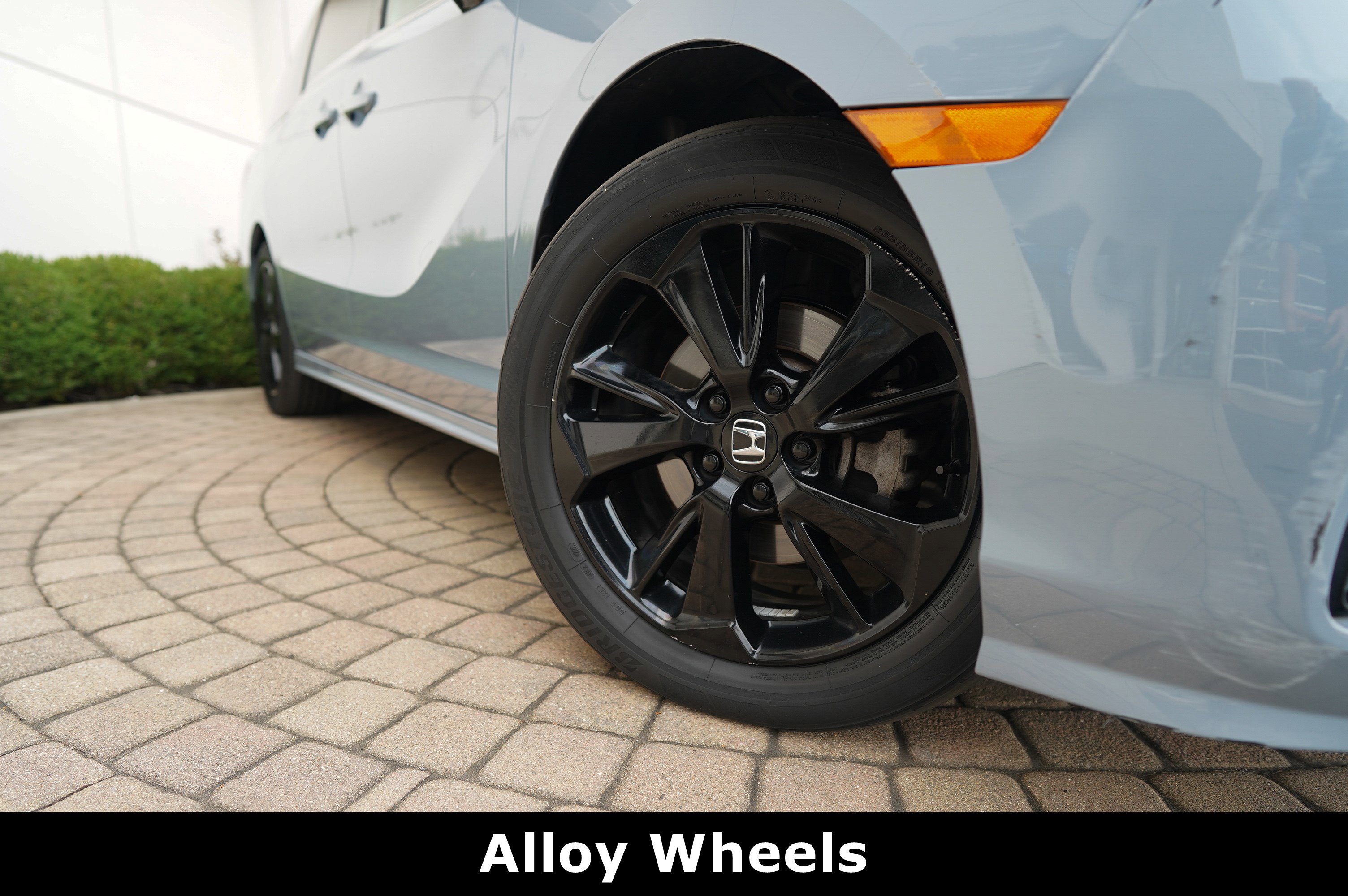 Used 2023 Honda Odyssey Sport image 17