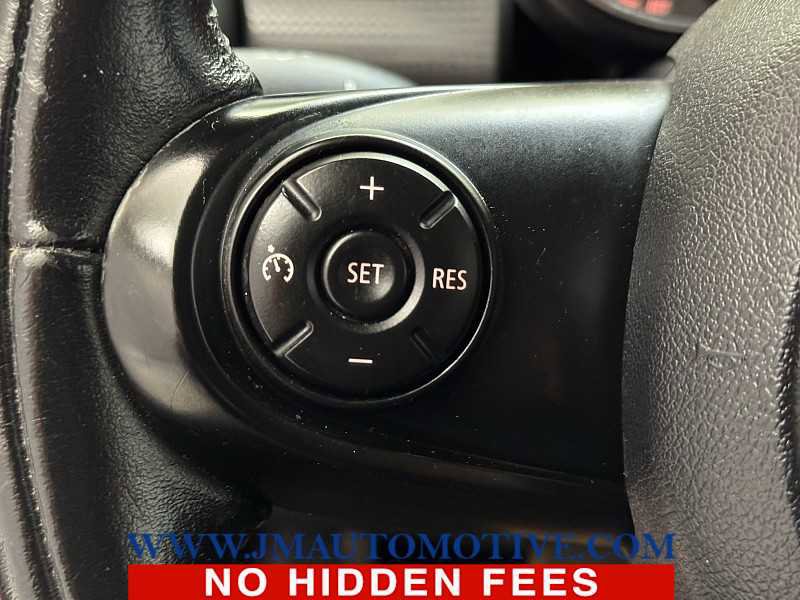 Used 2015 MINI Cooper 4-Door Hardtop image 35