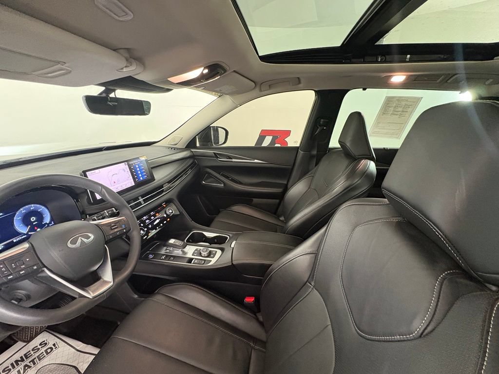 Used 2025 INFINITI QX60 Luxe FWD image 13