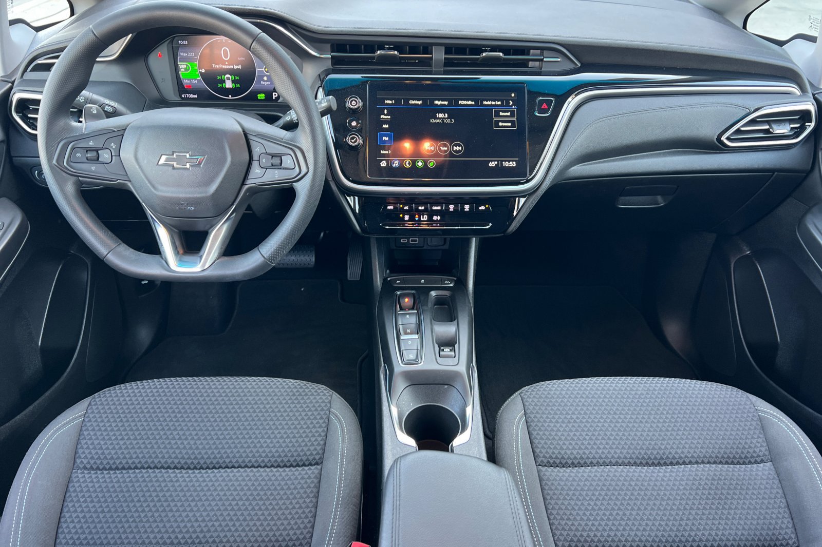 Used 2023 Chevrolet Bolt LT FWD image 17