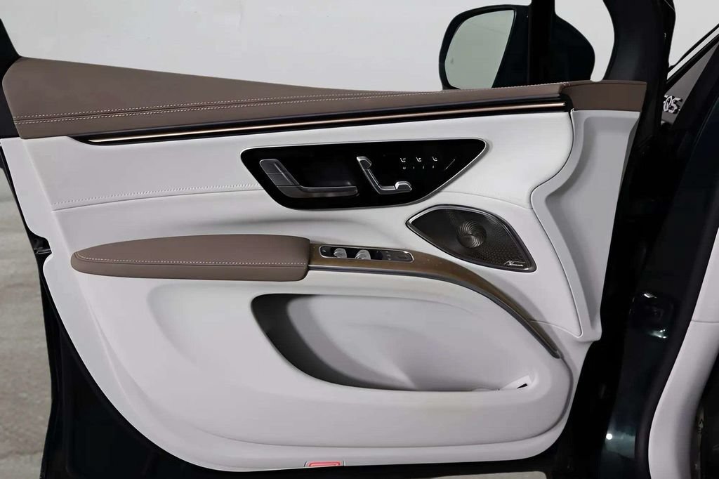 Used 2023 Mercedes-Benz EQS 450+ 4MATIC SUV w/ Exclusive Trim Package image 17