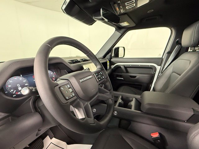 New 2026 Land Rover Defender 110 X-Dynamic SE AWD/4WD image 6