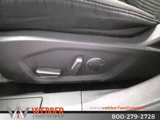 Used 2016 Ford Fusion SE w/ SE Cold Weather Package image 13