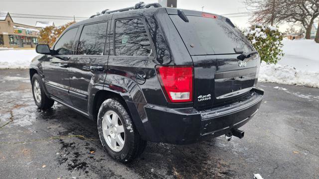Used 2009 Jeep Grand Cherokee Laredo image 3