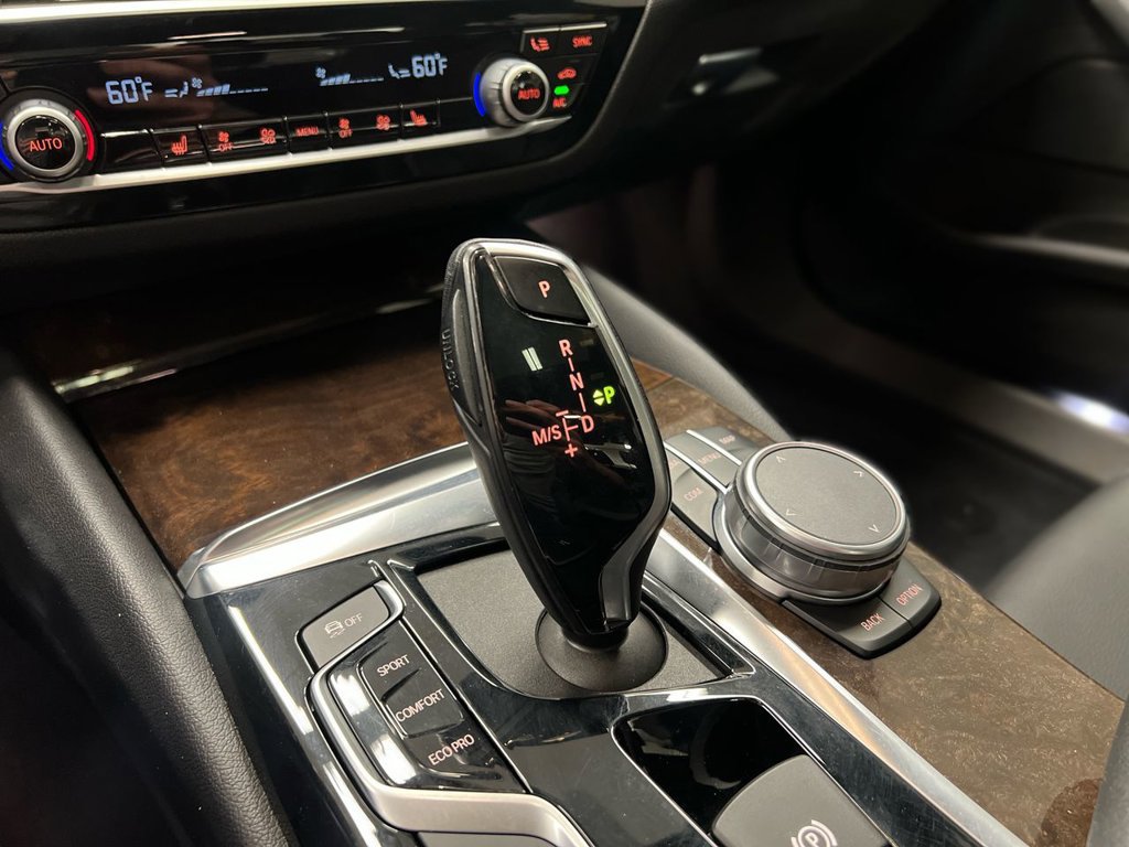 Used 2019 BMW 540i xDrive w/ Convenience Package AWD/4WD image 42