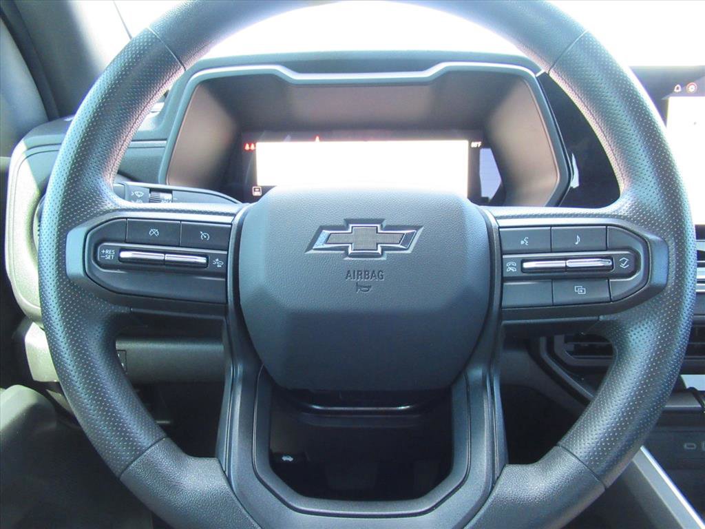 Used 2024 Chevrolet Colorado Trail Boss w/ Technology Package image 23