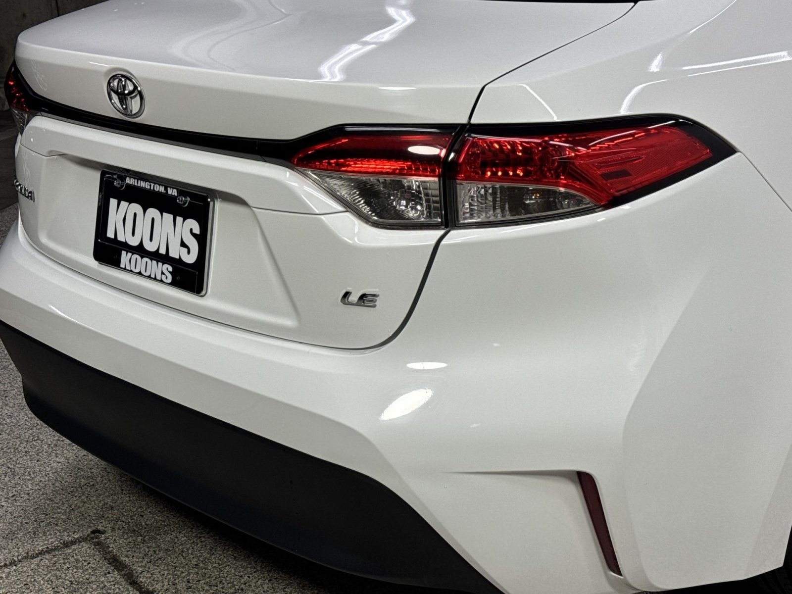 Used 2023 Toyota Corolla LE FWD image 39