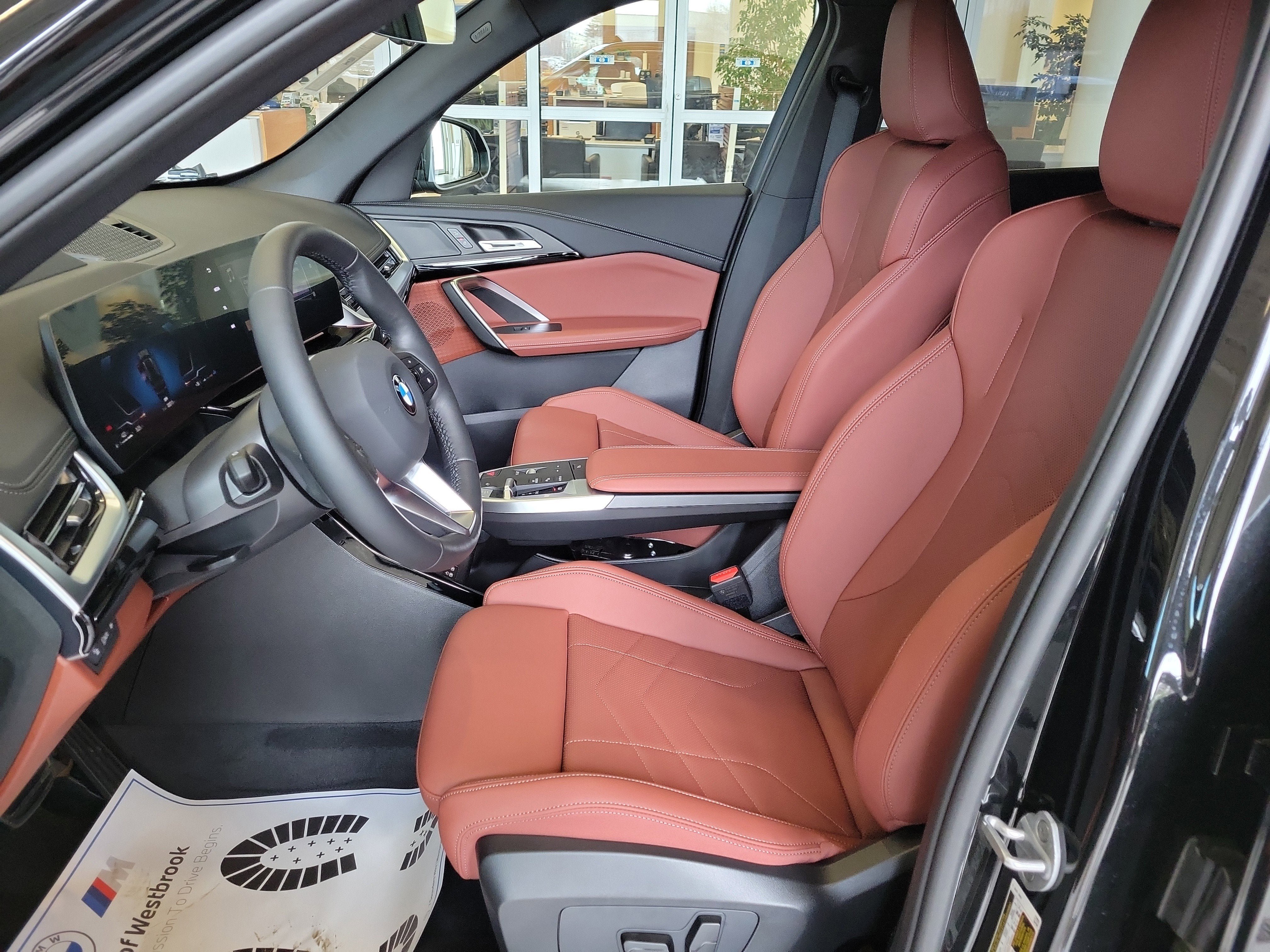 New 2026 BMW X1 xDrive28i w/ Technology Package AWD/4WD image 4