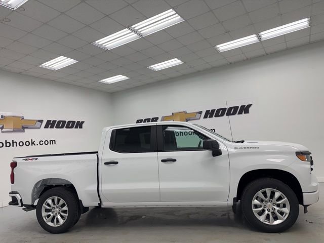 New 2026 Chevrolet Silverado 1500 Custom AWD/4WD image 4