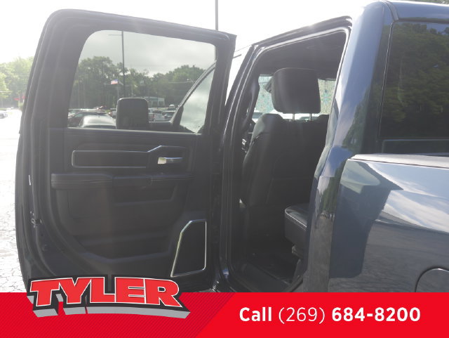 New 2026 RAM 2500 Laramie w/ Night Edition AWD/4WD image 18