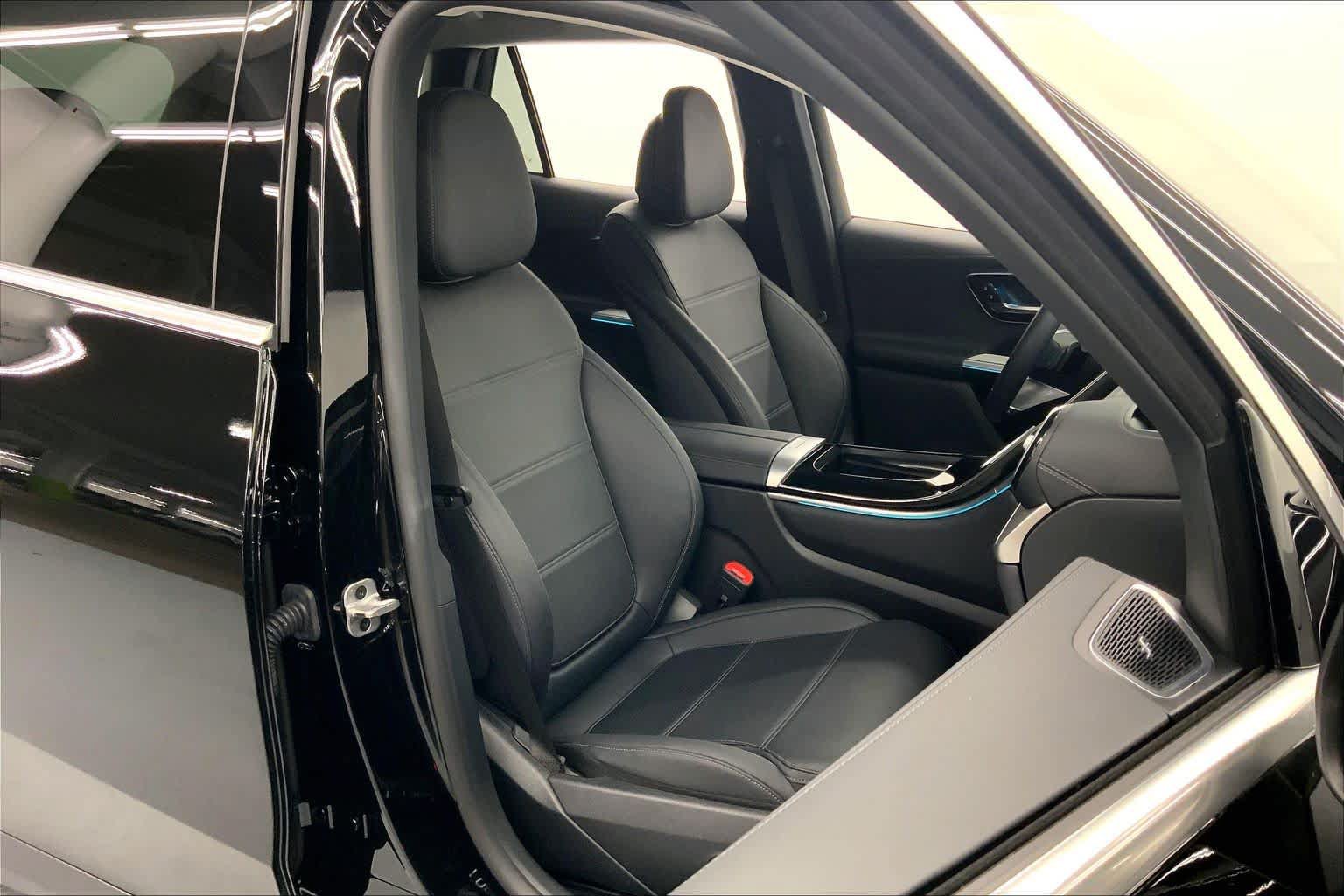 Used 2023 Mercedes-Benz GLC 300 image 12