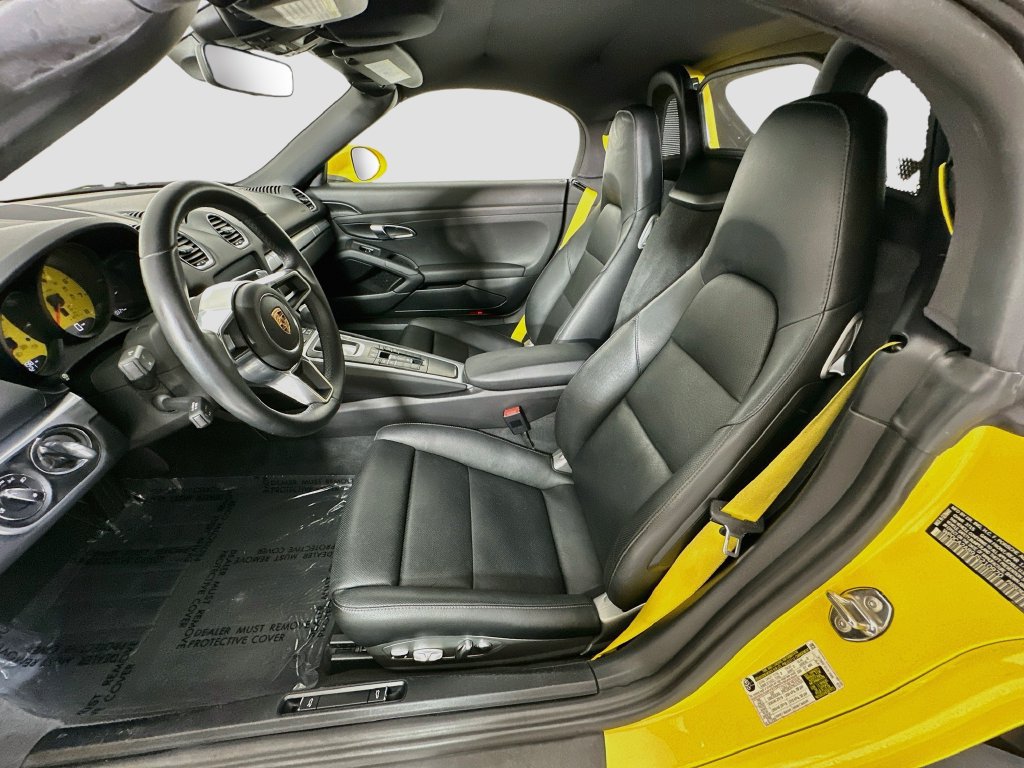 Used 2018 Porsche 718 Boxster RWD image 5