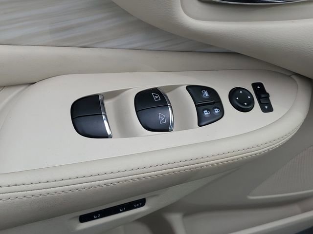 Used 2017 Nissan Murano SL image 17