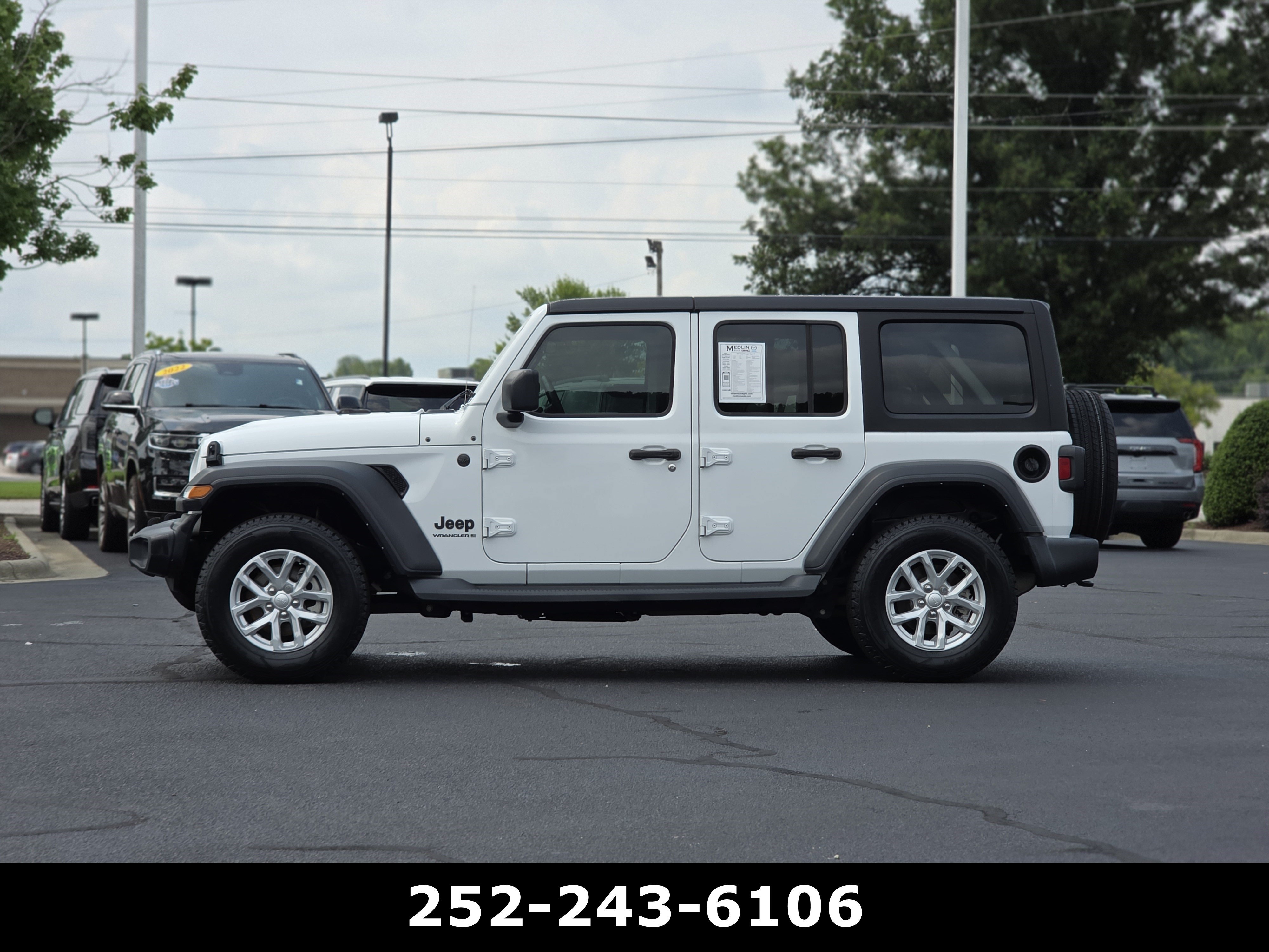 Used 2023 Jeep Wrangler Unlimited Sport AWD/4WD image 4