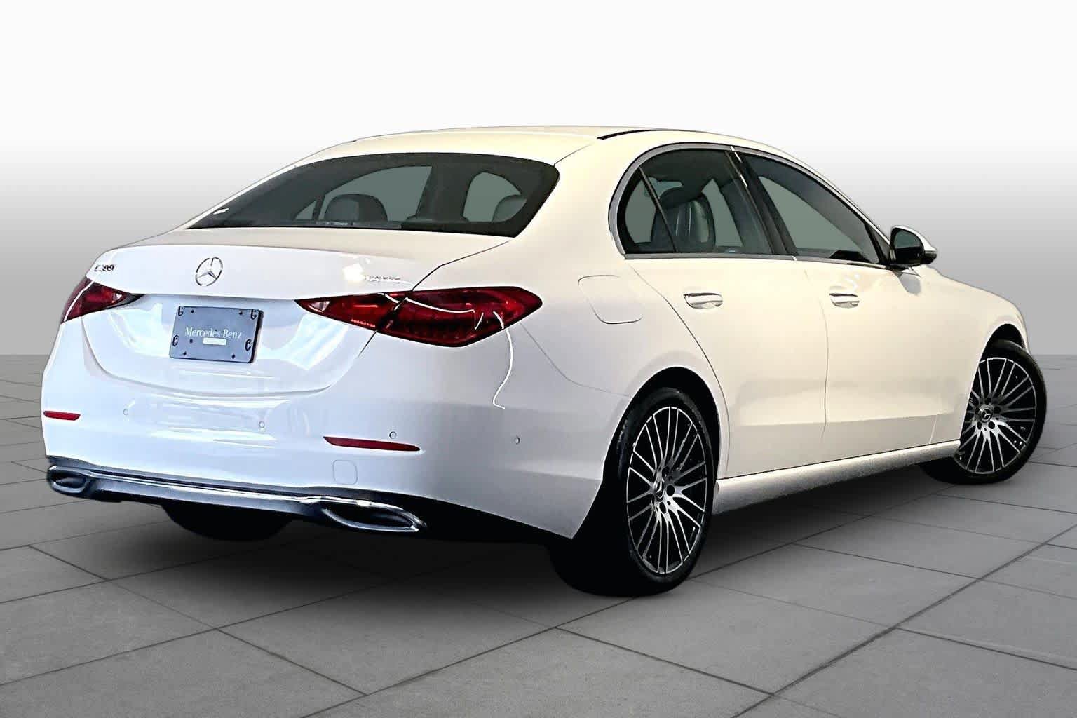 Used 2022 Mercedes-Benz C 300 4MATIC Sedan image 13