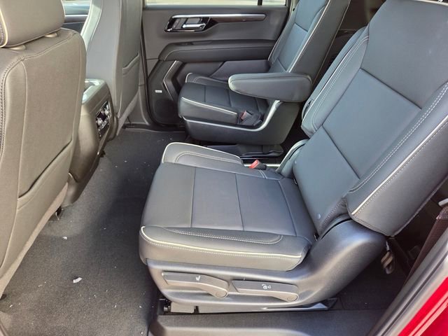 New 2026 Chevrolet Suburban Premier w/ Sun And Tow Package AWD/4WD image 8