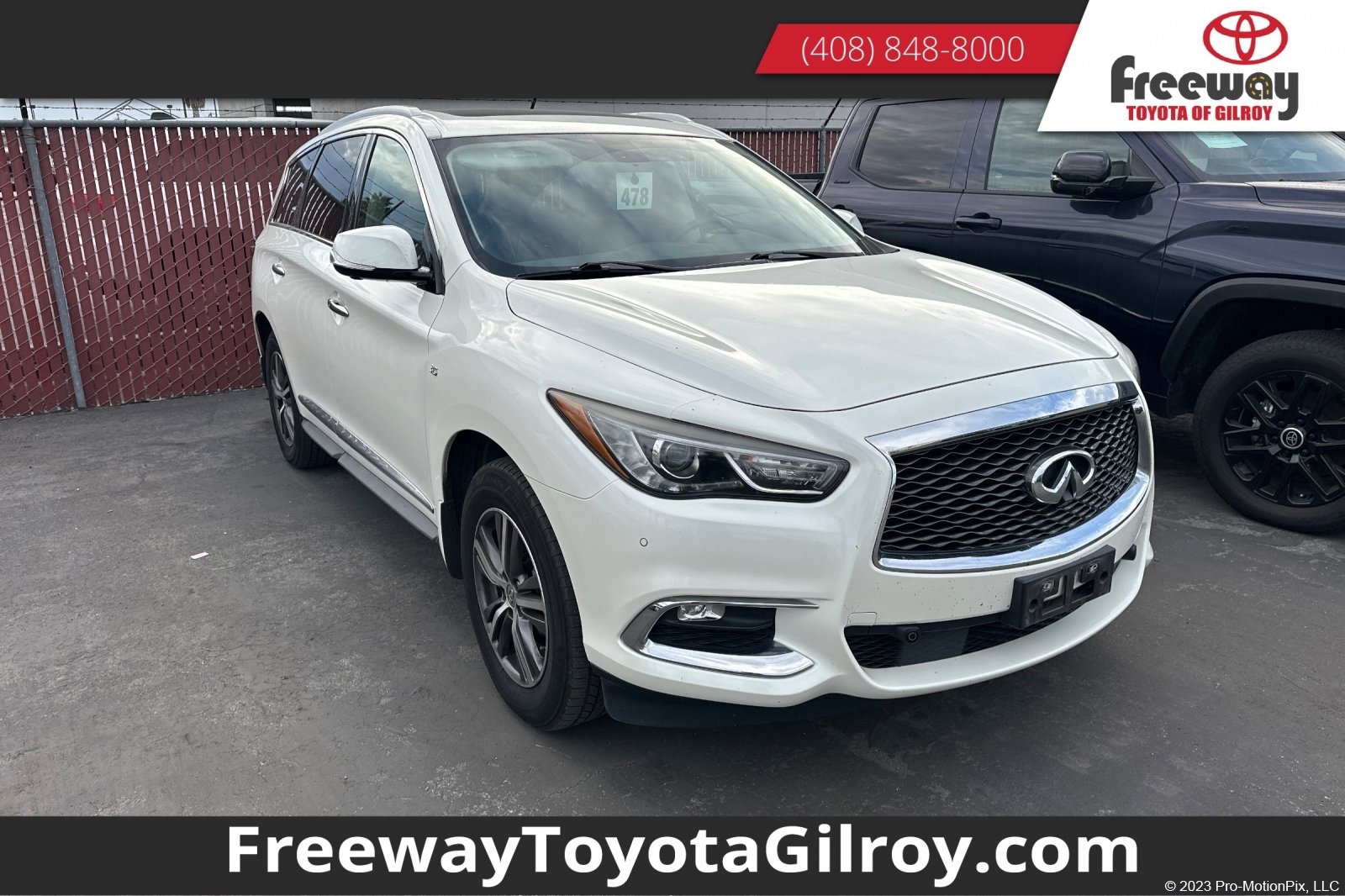 Used 2018 INFINITI QX60 AWD w/ Premium Plus Package image 1