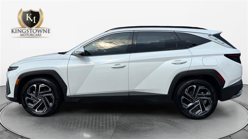 Used 2025 Hyundai Tucson Limited FWD image 2