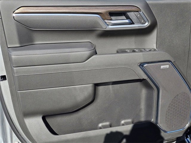 New 2025 Chevrolet Silverado 1500 LT Trail Boss w/ Convenience Package II image 2