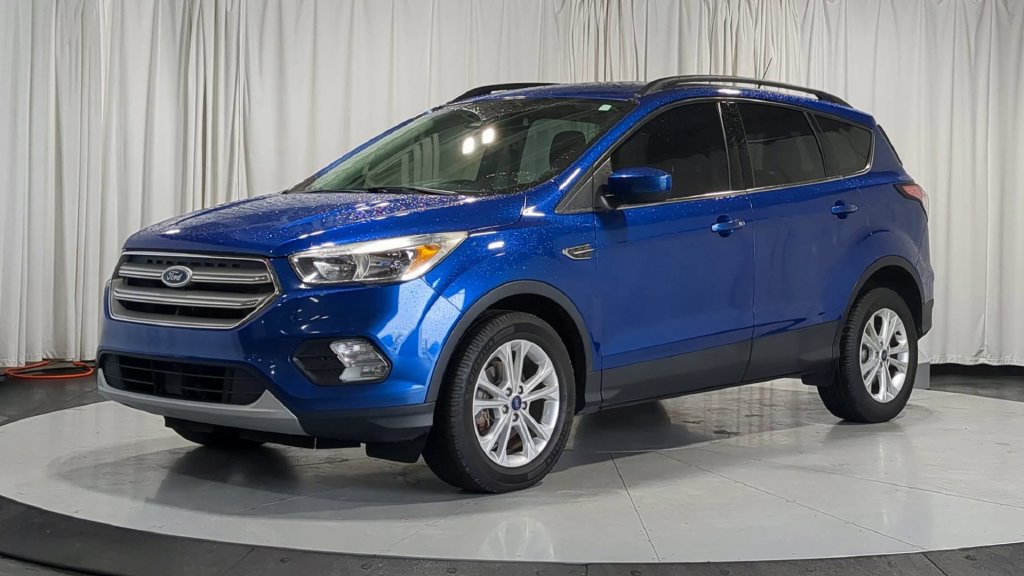 Used 2018 Ford Escape SE w/ Ford Safe & Smart Package FWD image 5