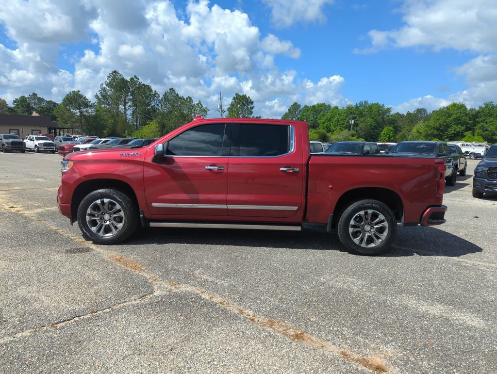 Used 2024 Chevrolet Silverado 1500 High Country w/ Max Trailering Package AWD/4WD image 4