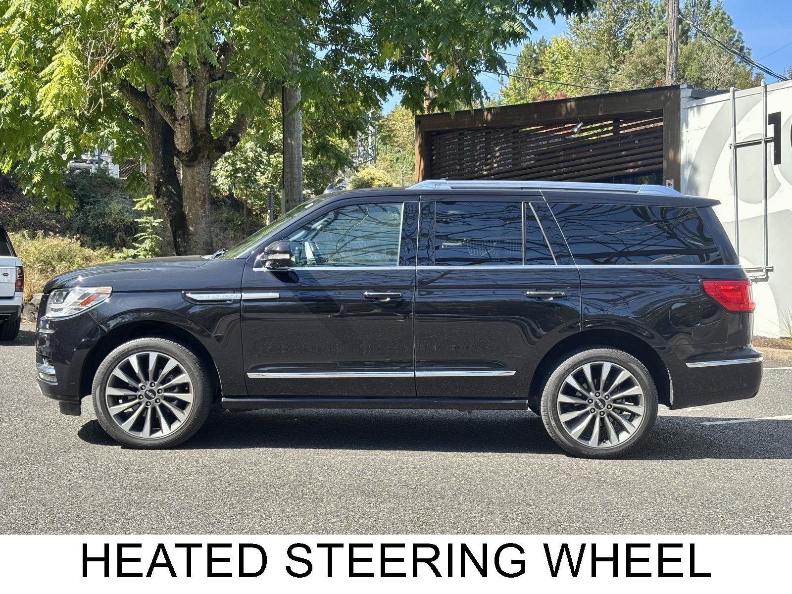 Used 2021 Lincoln Navigator Reserve AWD/4WD image 6