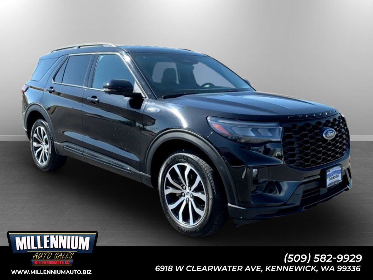 Used 2025 Ford Explorer ST-Line
