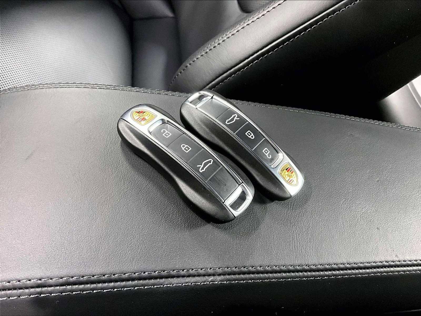 New 2026 Porsche 911 Carrera S image 36