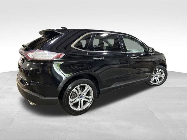 Used 2018 Ford Edge Titanium w/ Equipment Group 301A AWD/4WD image 7