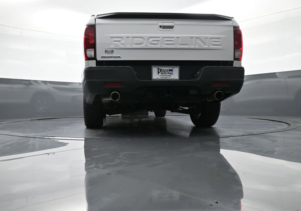 Certified 2025 Honda Ridgeline RTL image 31