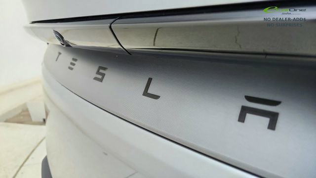 Used 2026 Tesla Model Y Long Range image 16