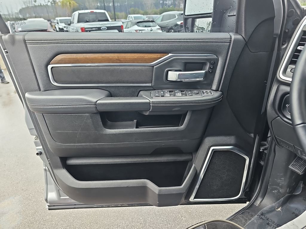 Used 2024 RAM 2500 Laramie w/ Safety Group image 31